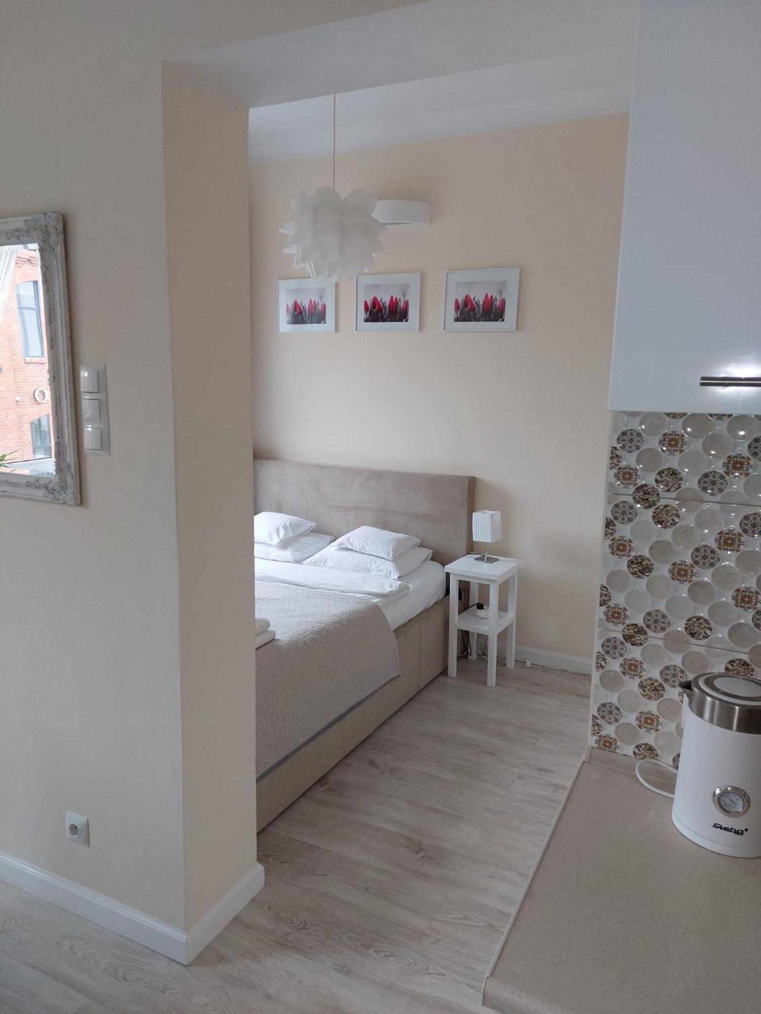 Come&Stay Zielona Gora Екстер'єр фото