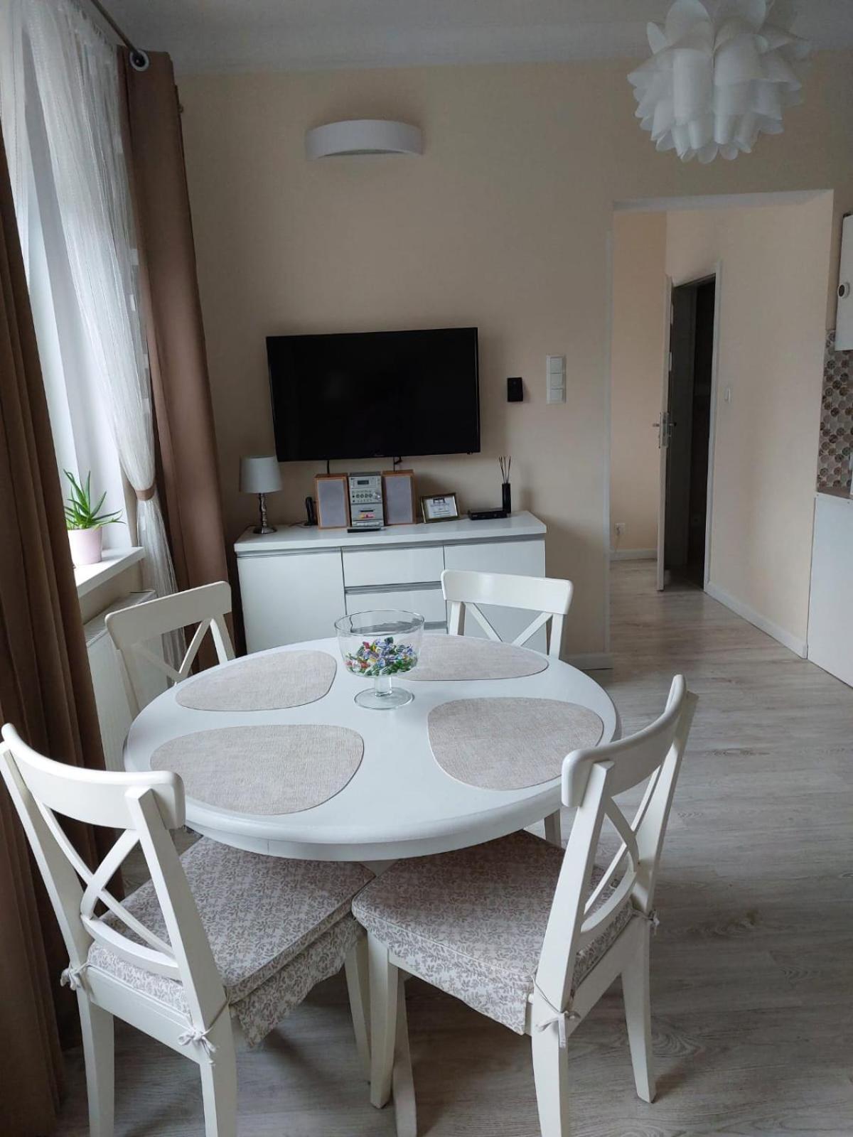 Come&Stay Zielona Gora Екстер'єр фото