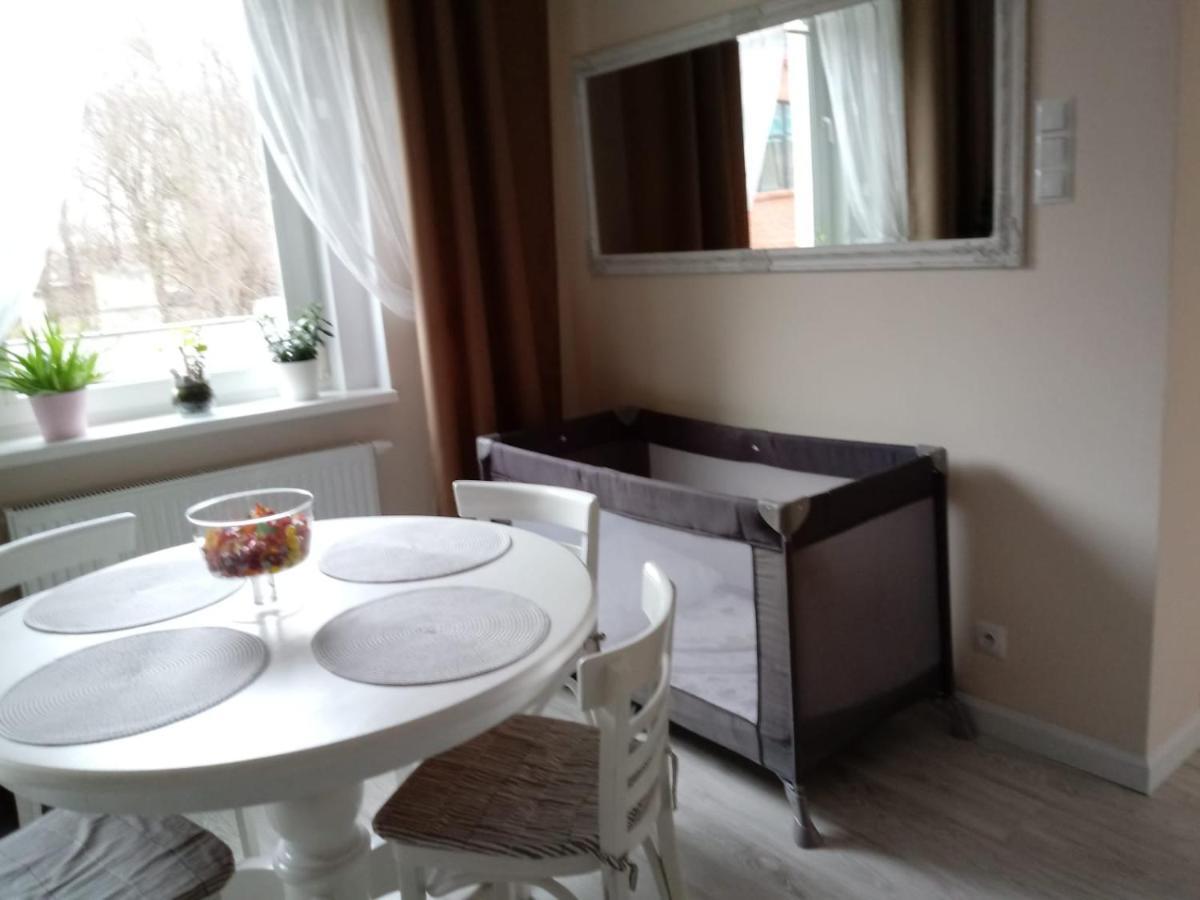 Come&Stay Zielona Gora Екстер'єр фото